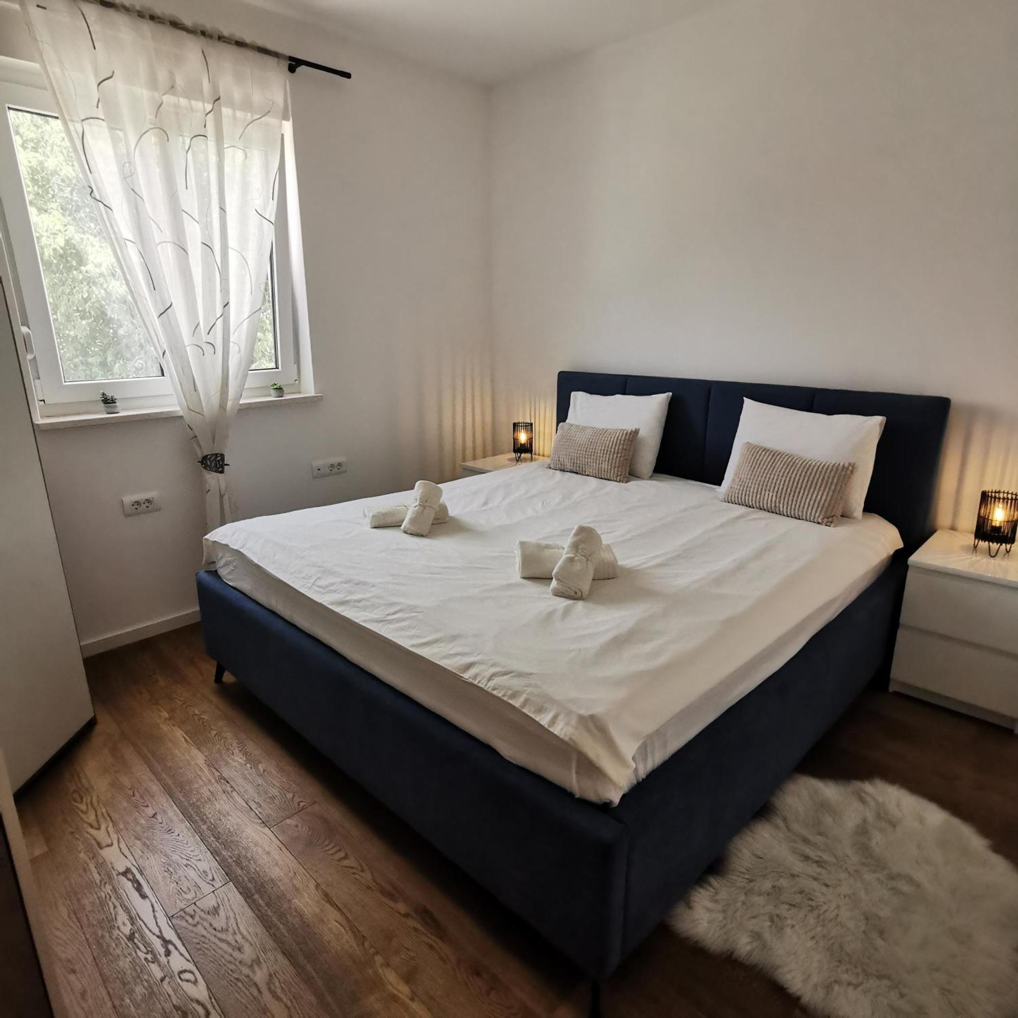 Korina Apartment - Free Private Parking Zadar Bagian luar foto